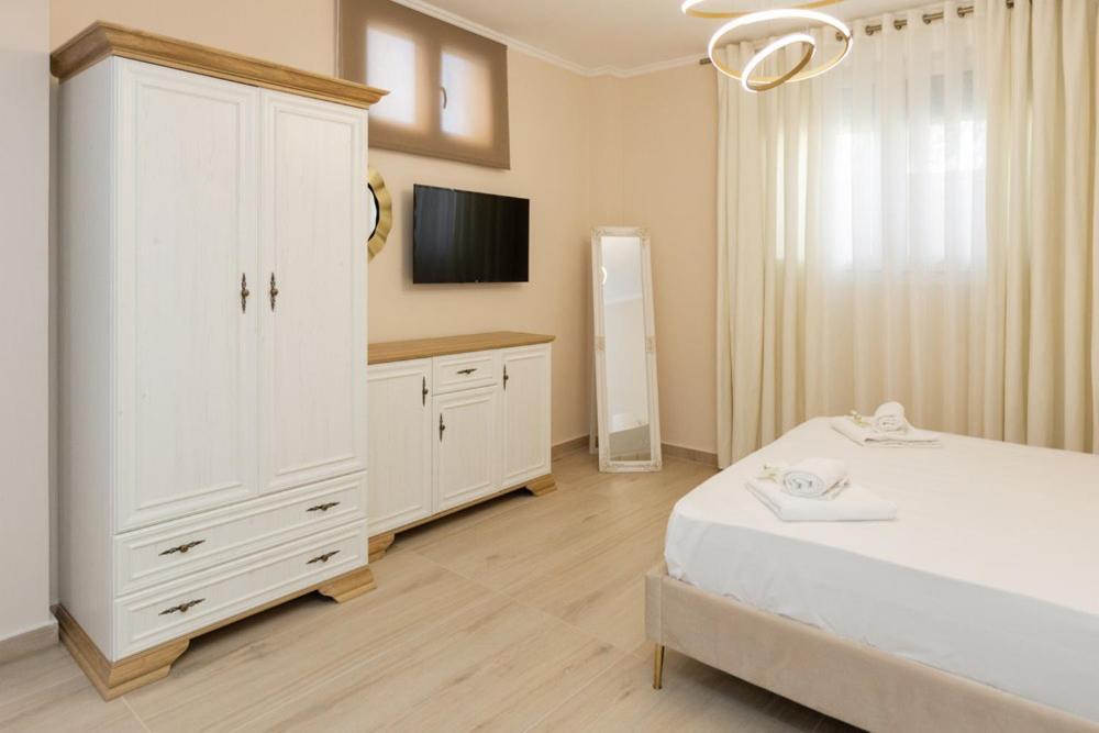 Valery Apartments Pefkochori Esterno foto